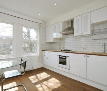 1 bedroom flat to rent - Photo 3