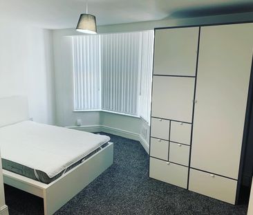 3 Bed Terraced House, Miranda Road, L20 - Photo 2