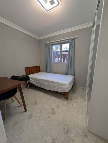 Castle Hill - Photo 3