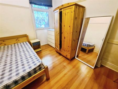 4 bedroom terraced house to rent - Photo 4