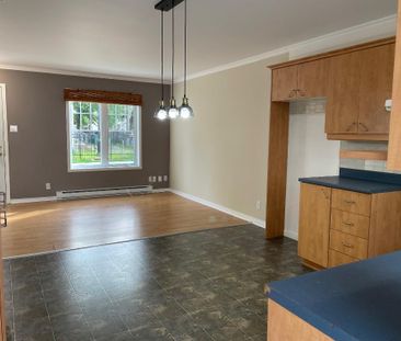 DISPONIBLE 1ER JUIN - CENTRE-VILLE JOLIETTE- SPLENDIDE 4 1-2 SUR 2 ... - Photo 2