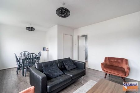 39 Tonagh Drive, Lisburn, BT28 1DY - Photo 2