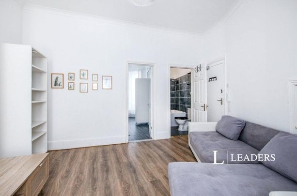 2 bedroom apartment to rent Tregonwell Road, Bournemouth, Dorset, BH2 - Photo 1