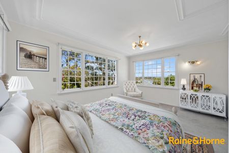 Elegant Family Residence with Pittwater Views and Timeless Charm - Photo 5