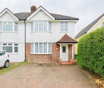 3 bedroom House To Let Total Size: 1045 SQ FT - Photo 3