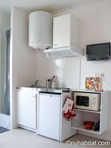 Logement à Paris, Location meublée - Photo 5