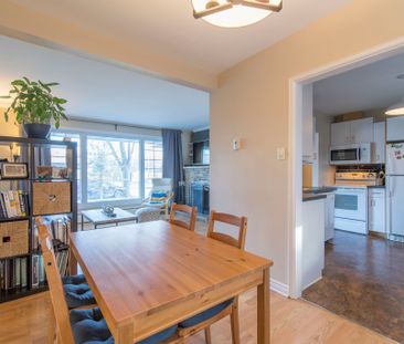 For Lease - 1240 ADIRONDACK Drive Unit# A, Parkway Park - Queensway... - Photo 2