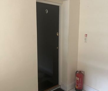 2 Bed Flat, Elmsley Road, L18 - Photo 3