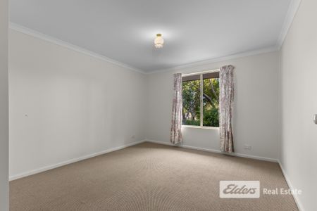 4 Estuarine Court - Photo 2