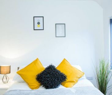 6 bedroom semi-detached house to rent - Photo 5