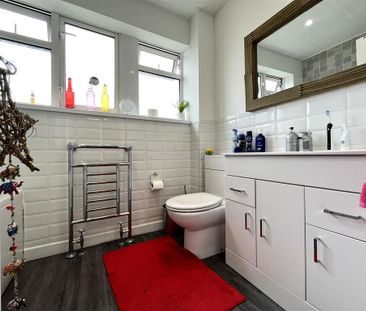 3 bedroom semi-detached house to rent - Photo 6