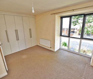2 bedroom semi-detached house to rent - Photo 2