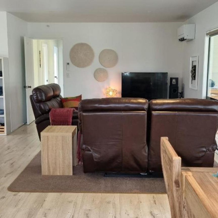 FAMILY FRIENDLY - Photo 1