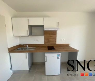 T2 AVEC BALCON ET PARKING - Photo 3