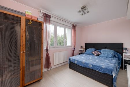 Location Appartement 3 pièces 67m² LE HAILLAN 33185 - Photo 3