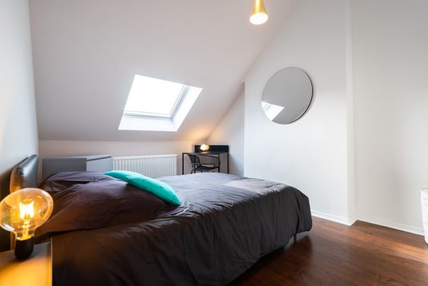 Room at Rue de l'athénée 18 - Photo 1
