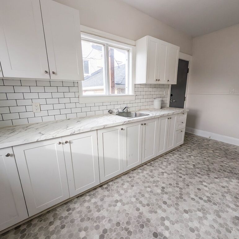 17 Page St, St. Catharines (Unit 3) - All Inclusive 1 Bedroom Apartment - Photo 1