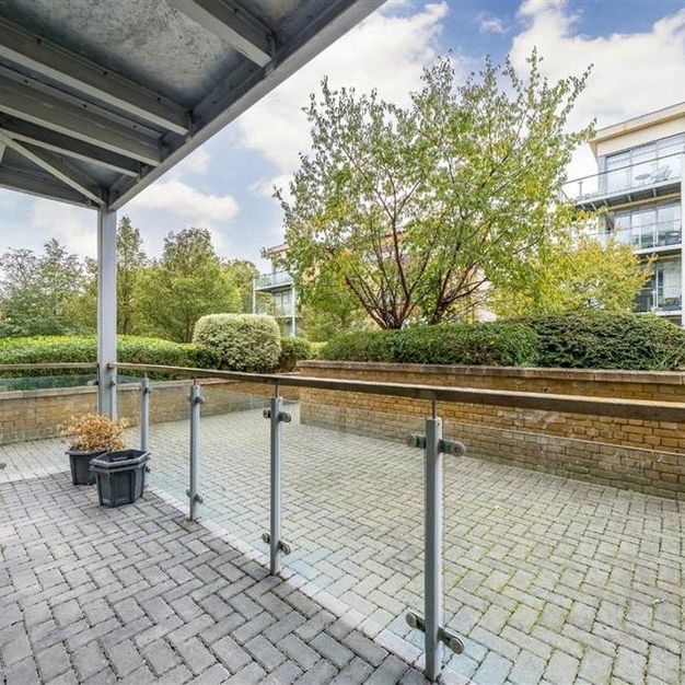 Blagrove Road - Photo 1