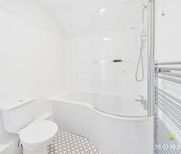 2 bedroom semi-detached house to rent - Photo 5