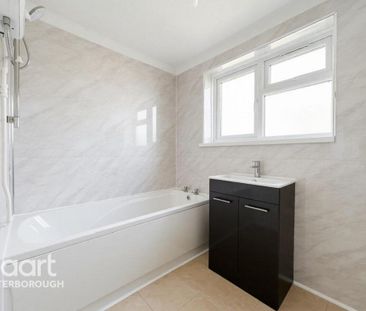 3 bedroom semi-detached house to rent - Photo 6