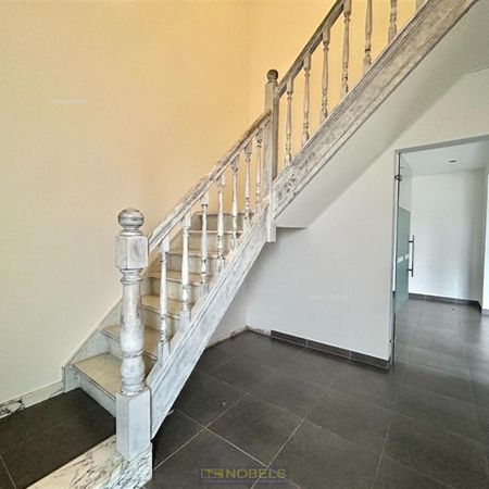 Te huur, multifunctioneel eigendom met woonst, magazijn (290m²) en loods (100m²) te Oudenaarde - Foto 4