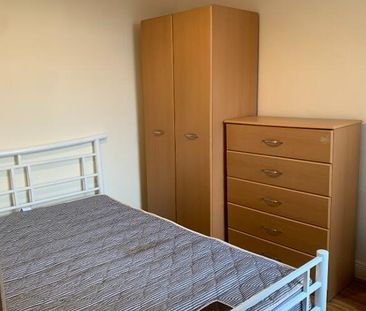 24 Harleston Street, Belfast, BT9 5FS - Photo 5