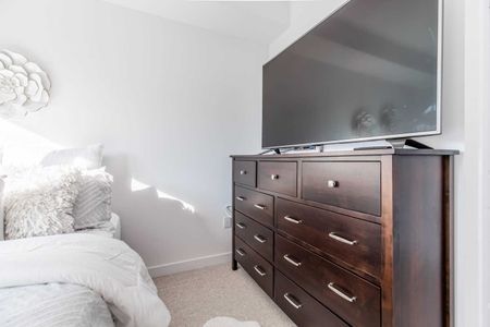 For Lease - 125 Shoreview Place Unit# 334, Hamilton, Ontario - Photo 3