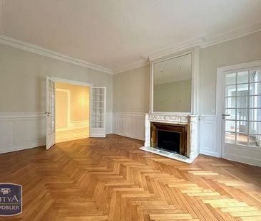 Location Appartement 6 pièces 139m² LYON 3ème - Photo 2