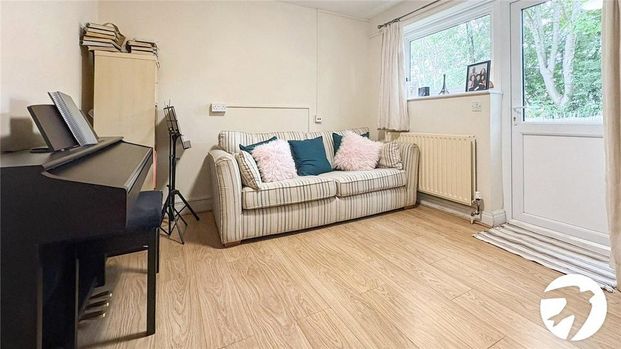 3 bedroom house to rent - Photo 1