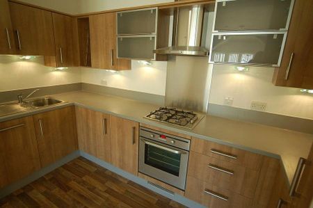 2 bedroom apartment to rent - Photo 3