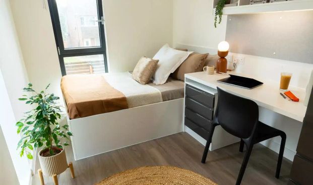 Luxe Ensuite - Photo 1