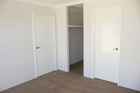 Brand New Four Bedroom Dual Living Property - Photo 2