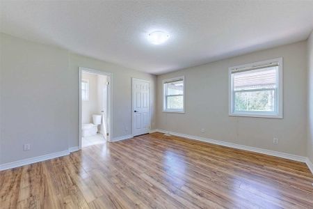 For Lease - 52 Pine Post Road Unit# Main, Georgina, Ontario - Photo 4