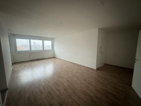 4 Zimmer Wohnung mit Balkon und Loggia unbefristeter Mietvertrag - Photo 4