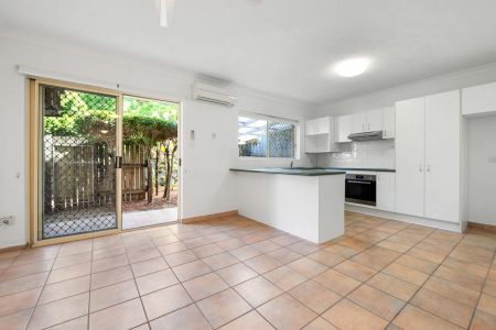 3/112 Mackay Street, Coorparoo. - Photo 2