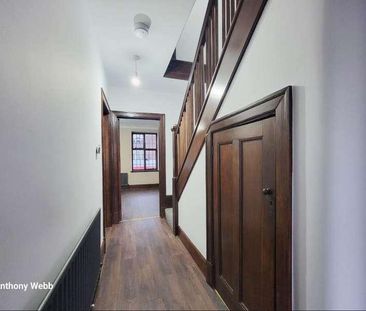 Green Lanes, Palmers Green, N13 - Photo 5