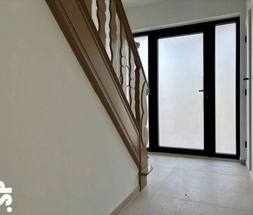 Huis te huur in Mol voor € 1.500 met 3 slaapkamers - Photo 2