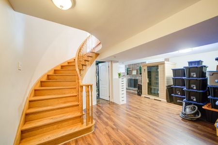 For Lease - 147 Millard Street, Whitchurch-Stouffville, Ontario - Photo 5