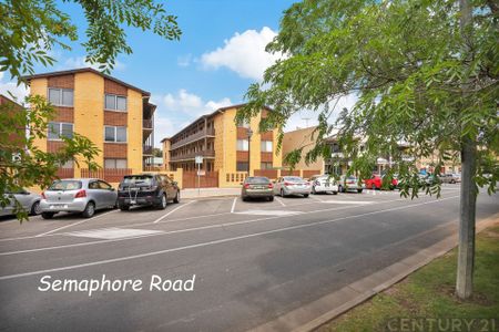 Perfect Position to Enjoy Semaphore's Beachside Location - Photo 4