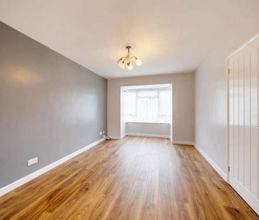 Maidenhead, Berkshire, SL6 - Photo 1