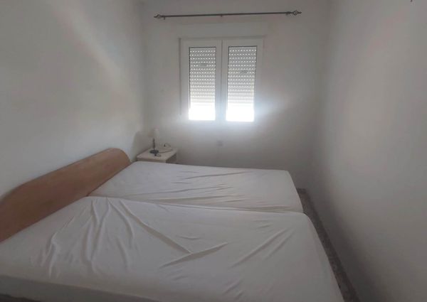 2 bedroom 1 line apartment for rent in Denia