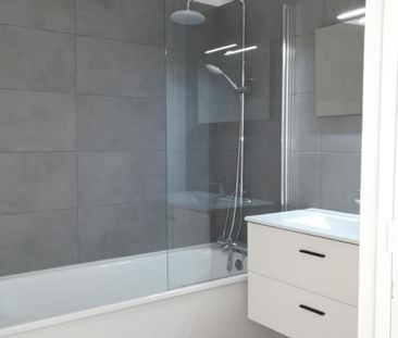 Location Appartement 2 pièces 28m² ELBEUF 76500 - Photo 6