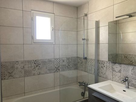 Location Maison 4 pièces 89m² ANCENIS 44150 - Photo 5