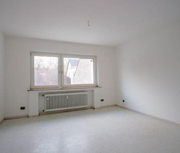 Blömker! Geräumige 3,5-Raum-Wohnung mit Balkon in Gladbeck-Butendorf ! - Foto 1