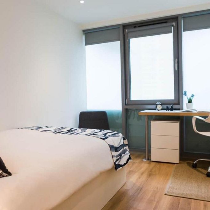 Studio to rent - Photo 1