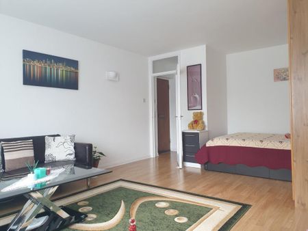 Studio to rent - Photo 4