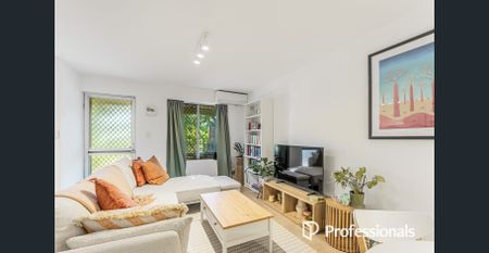 Charming 2-Bedroom Cottage in Wembley! - Photo 5