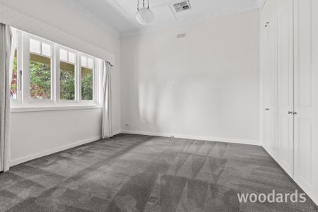 Spacious 4-Bedroom Family Home in the Heart of Thornbury - Photo 3