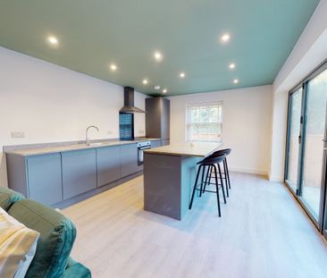 65 Forest Road Flat 2 - Photo 6