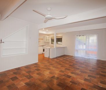 Emerald Beach, 53 Fishermans Drive - Photo 4